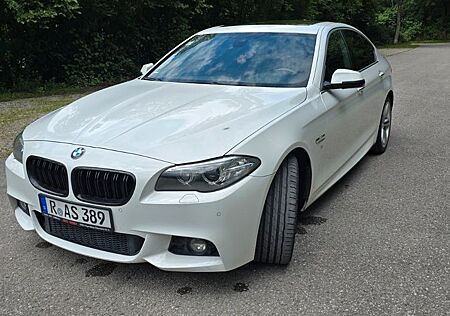 BMW 530d xDrive A - M Sportpaket VOLLAUSSTATUNG