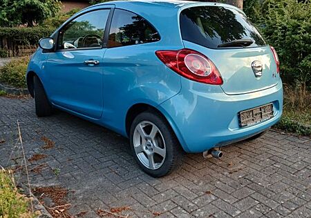 Ford Ka /+ 1,2 Titanium Titanium