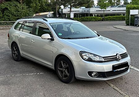VW Golf Volkswagen 1.4 TSI 90kW Variant Highline // AHK