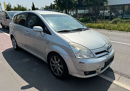 Toyota Corolla Verso 2.2-l-D-CAT Executive Executive