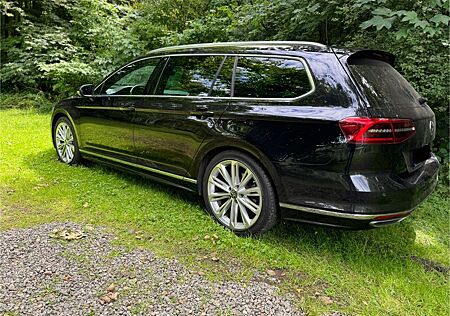 VW Passat Variant Volkswagen 2.0 TSI 162kW DSG BMT Highlin...
