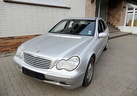 Mercedes-Benz C 240 Lim. Elegance Automatik