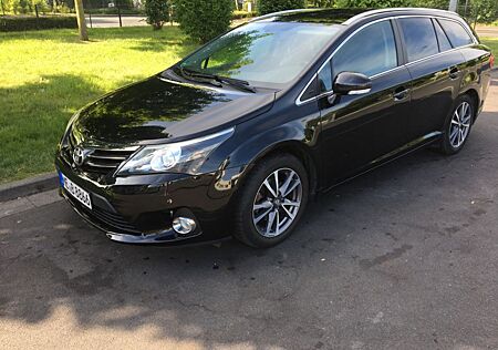 Toyota Avensis Combi 1.8,AHK, RFK, Dual-Klima, SHZ, etc