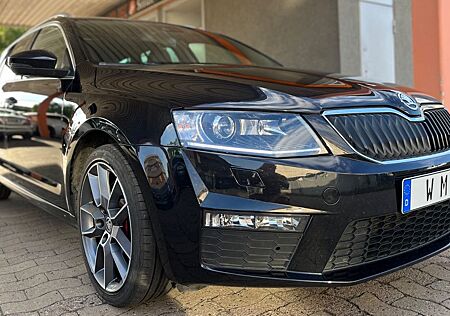 Skoda Octavia Combi RS*Navi*Automatik*Canton*