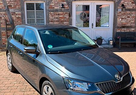 Skoda Fabia 1.0l TSI 70kW Cool Edition Cool Edition
