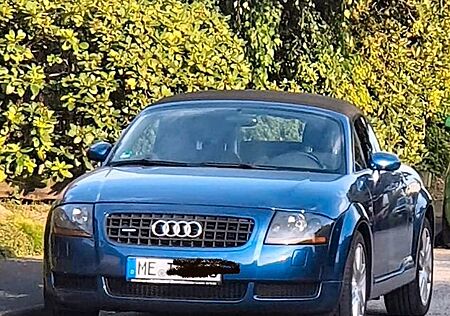 Audi TT Roadster 1.8T quattro 132 kW -