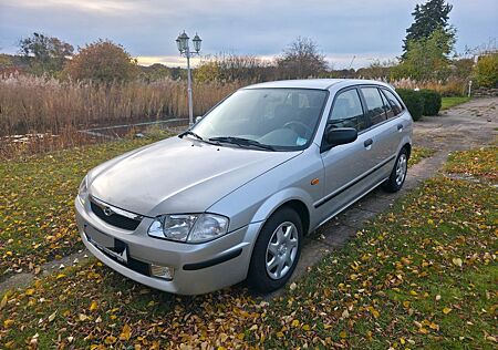 Mazda 323 F *Automatik, EZ 09/2000, 88 PS