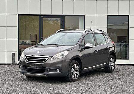 Peugeot 2008 Allure* NAVI * SHZ * PDC*BLUET.* PANO.*TÜV*