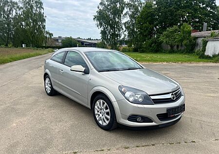 Opel Astra GTC 1.8 ECOTEC GTC