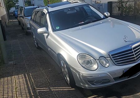 Mercedes-Benz E 220 E -Klasse T-Modell T CDI