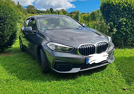 BMW 118i Sport Line Sport Line
