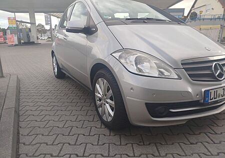 Mercedes-Benz A 160 BlueEFFICIENCY Special Edition -