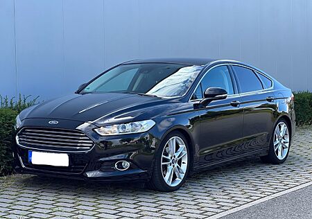 Ford Mondeo 2.0 TDCi AT /NAVI/PARKASS./KEYL./SHZ/TEMP