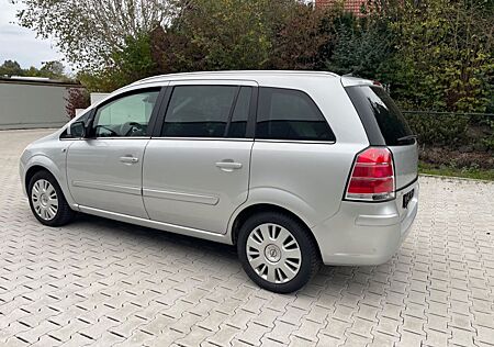 Opel Zafira 1.6 Benzin- Gas, 7- Sitzer