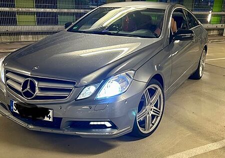 Mercedes-Benz E 350 E-Klasse Coupé | 280PS | Sternehimmel|Logic7