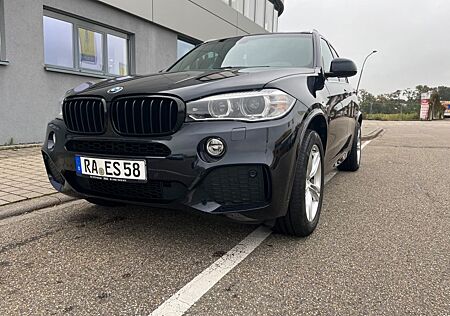 BMW X5 xDrive30d - M Paket