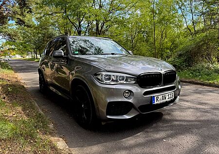 BMW X5 xDrive 30 d M Paket LED Harman