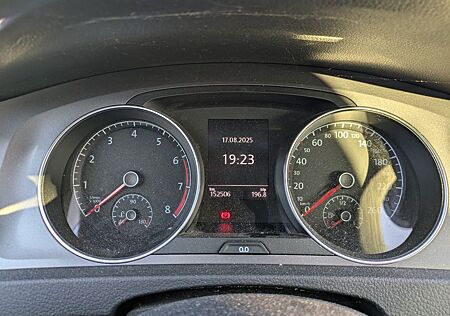 VW Golf Volkswagen 1.2 TSI 63kW BMT Trendline Trendline