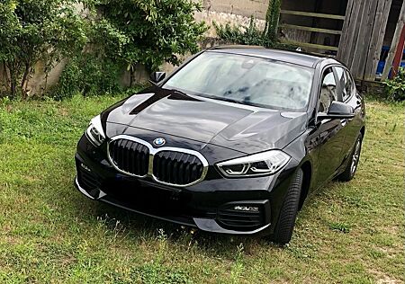 BMW 118i -