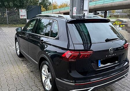 VW Tiguan Volkswagen 2.0 TDI SCR DSG - gepflegter SUV