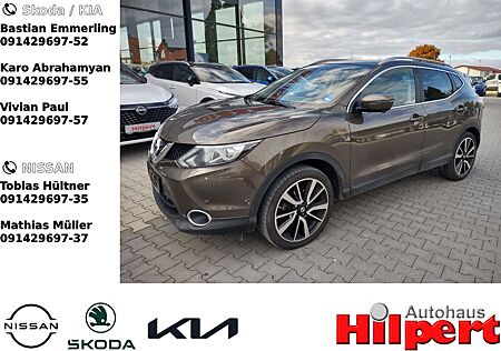 Nissan Qashqai gebraucht kaufen Nissan Qashqai Tekna 1.2DIG-T AHK / Safety / Glasdach /