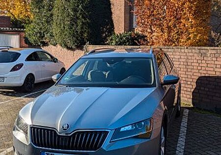 Skoda Superb 2.0 TDI SCR 140kW DSG Ambition Combi ...