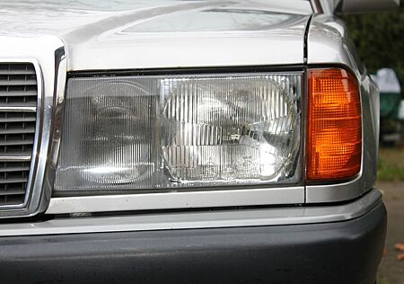 Mercedes-Benz 190