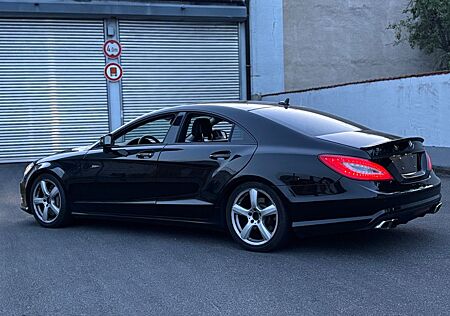 Mercedes-Benz CLS 500 Mercedes Benz w218 Amg 63optik !Voll Aus