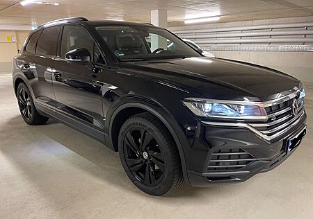 VW Touareg Volkswagen 3.0 V6 TDI 170kW 4MOTION HeadUp Garantie