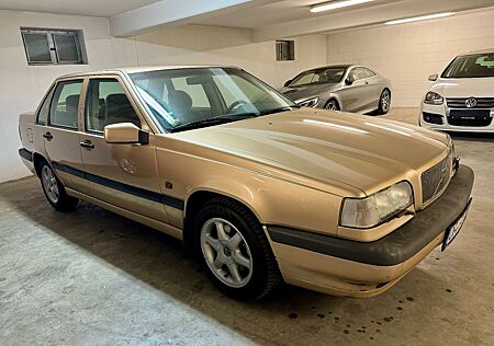 Volvo 850 Aut. Youngtimer Gold 1A Historie