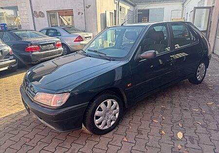 Peugeot 306 .Automatik.HU NEU.