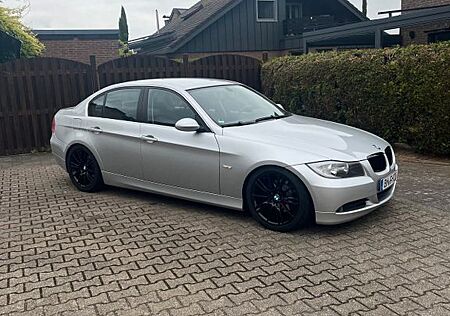 BMW 325i