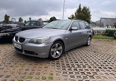 BMW 530d , E51 Leder, Xenon, Panorama-Dach, AHK