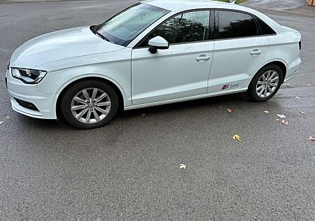 Audi A3 1.6 TDI S line S line