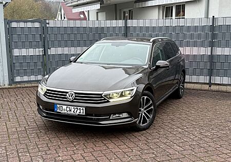 VW Passat Variant Volkswagen 2.0 TDI Highline MASSAGE SCR DSG