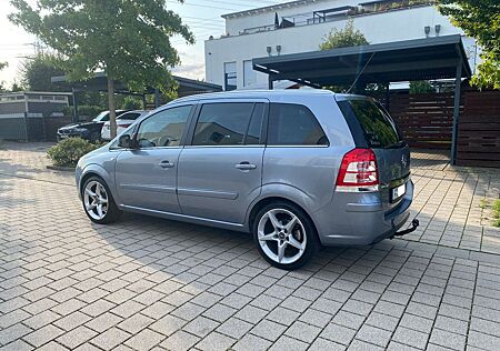 Opel Zafira 1.7 CDTI ecoFLEX Family Plus 92kW Fam...