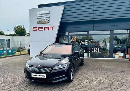 Skoda Superb Combi Sportline iV RFK/SHZ vo.+hi./Navi