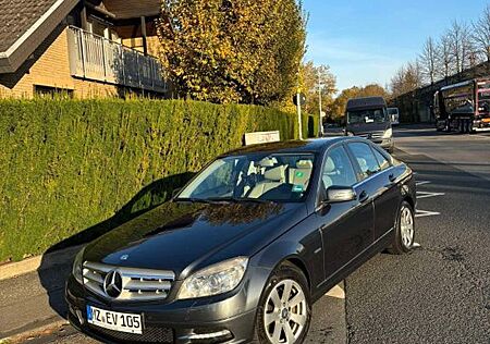 Mercedes-Benz C 220 CDI BlueEFFICIENCY -