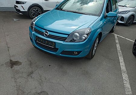 Opel Astra Caravan 1.6 TÜV/Au Neu