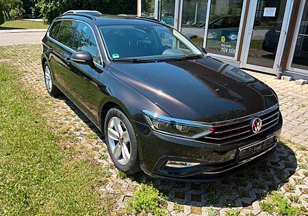 VW Passat Variant Volkswagen 2.0 TDI SCR 140kW DSG 4MOT Bu...