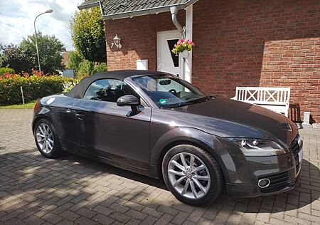 Audi TT Roadster 1.8 TFSI Navi Leder scheckheftgepfl