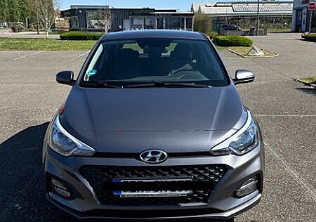Hyundai i20 1.0 T-GDI 74kW DCT Trend Trend