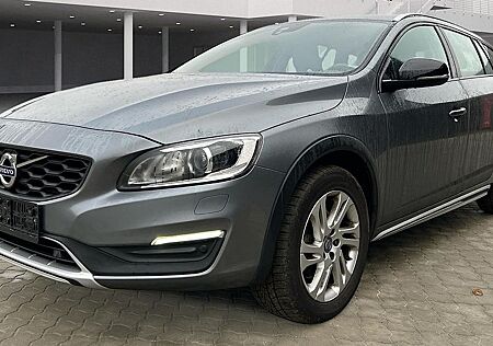 Volvo V60 CC V60 Cross Country D4 Momentum Leder/Navi/Sitzhzg