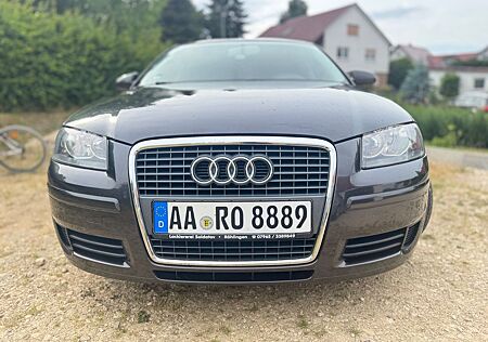Audi A3 1.6 Ambiente Sportback Ambiente