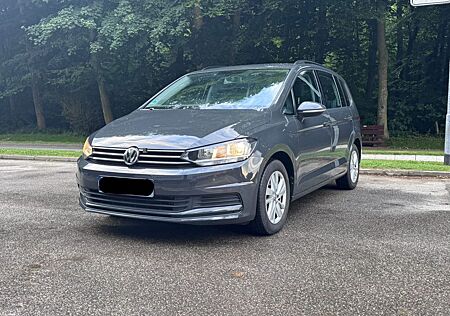 VW Touran Volkswagen 2.0 TDI DSG Comfortline, RFK, ACC,WKR