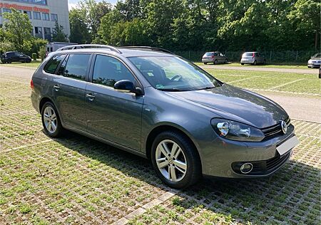 VW Golf Volkswagen 1.2 TSI MATCH Variant MATCH