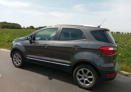 Ford EcoSport 1,0 EcoBoost 92kW Titanium Titanium