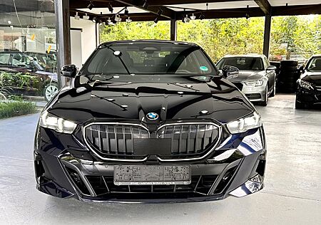 BMW 520 i M-Sport|Sitzbelü|HUD|AHK|H&K|Pano