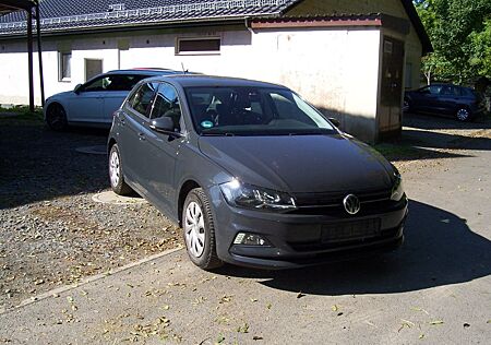 VW Polo Volkswagen VI Comfortline PDC Klima SHZ TÜV Neu