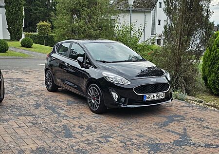 Ford Fiesta 1,1 52kW Cool & Connect Cool & Connect